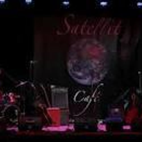 Satellit Café Roanne Villerest 2