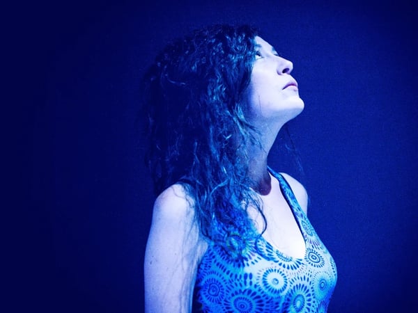 Elodie Pasquier, Solo (Cercle Droit)