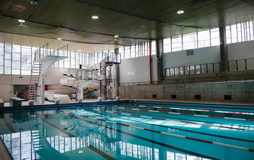 Visite de la piscine André Wogenscky