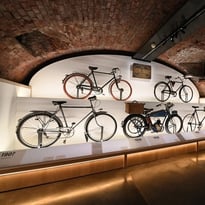 Visite flash de la collection "Vélo moteur d'innovation"
