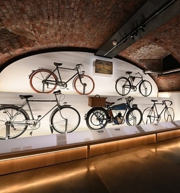 Visite flash de la collection "Vélo moteur d'innovation"
