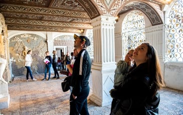 Visite libre des appartements, de la grotte et de la chapelle
