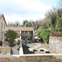 L'Éco-Hameau de Couriot : renaissance d'un patrimoine industriel