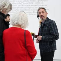 Visite Frank Stella avec le commissaire