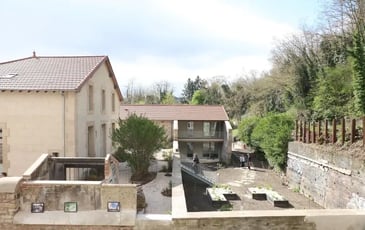 L'Éco-hameau de Couriot : renaissance d'un patrimoine industriel