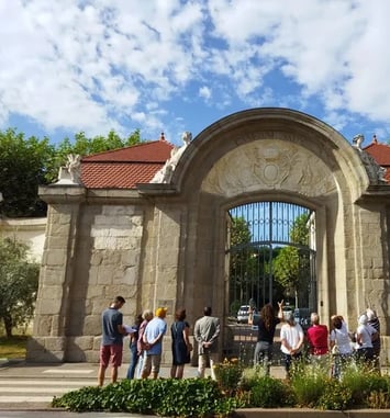 Restauration du portail de Vaux
