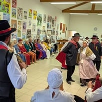 Danses folkloriques et médiévales à l'honneur Colline du Calvaire