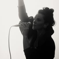 Noëmi Waysfeld chante Barbara