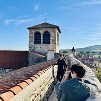Visite «  flash » du chemin de ronde du prieuré
