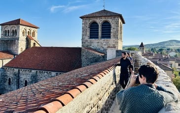 Visite «  flash » du chemin de ronde du prieuré