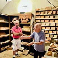 Visite accompagnée de la collection de briques de Paul Robert