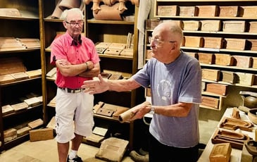 Visite accompagnée de la collection de briques de Paul Robert