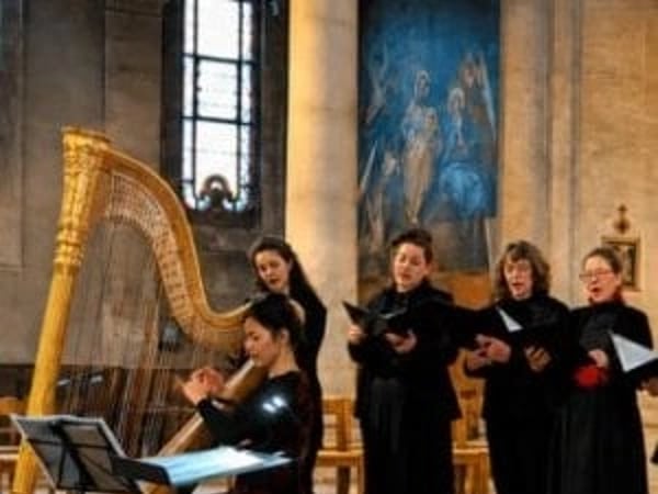 Sinfonietta, chœur de femmes & harpe